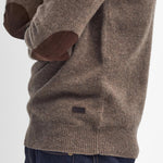 Essential Patch Half Zip 