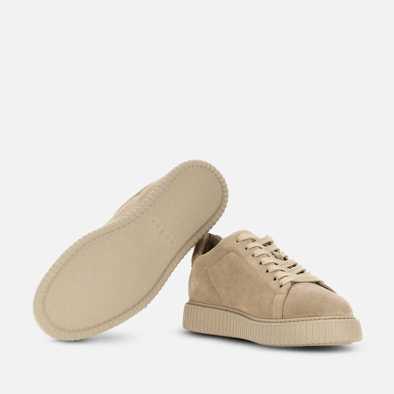 H677 Lace-up H Holes