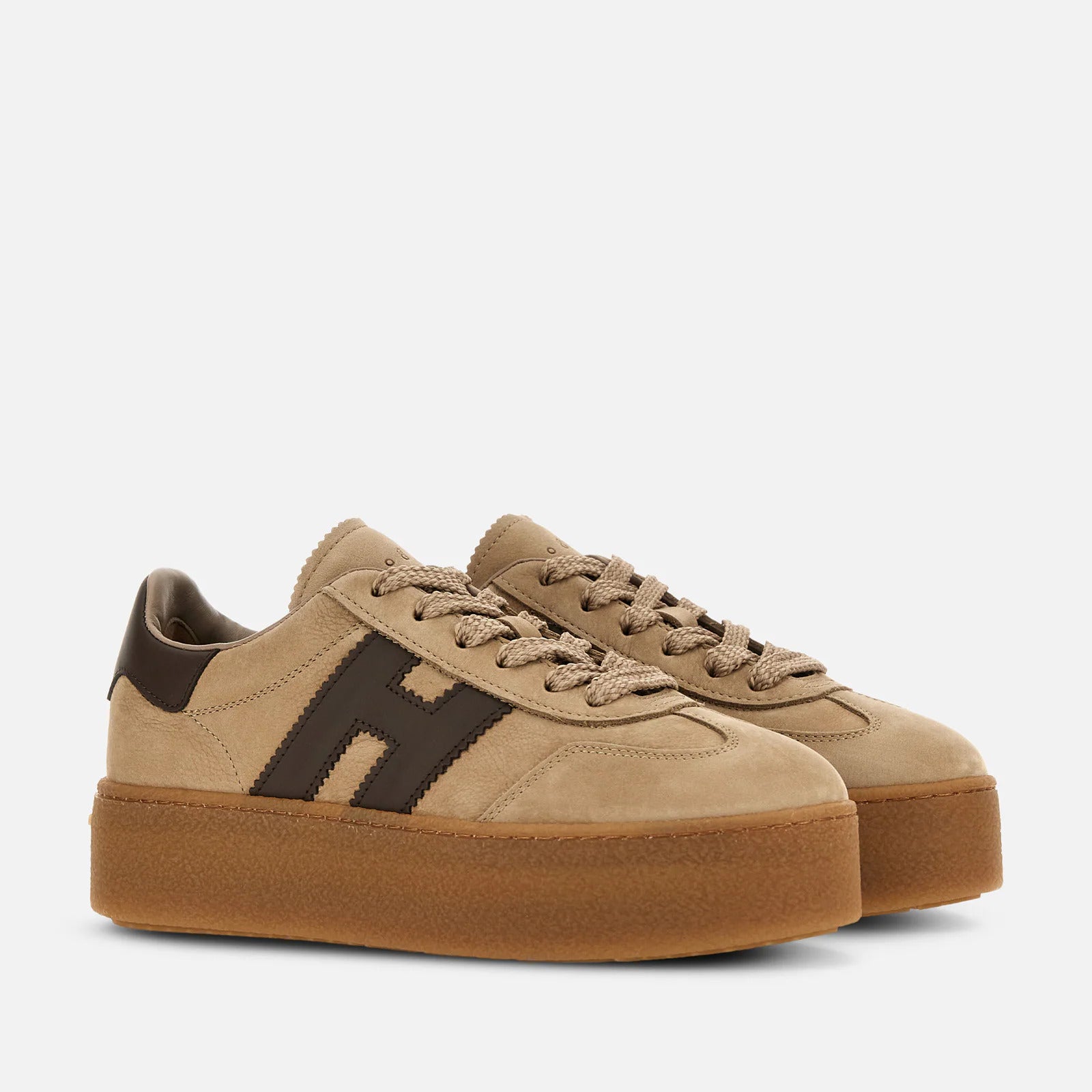 H698 Lace-up H