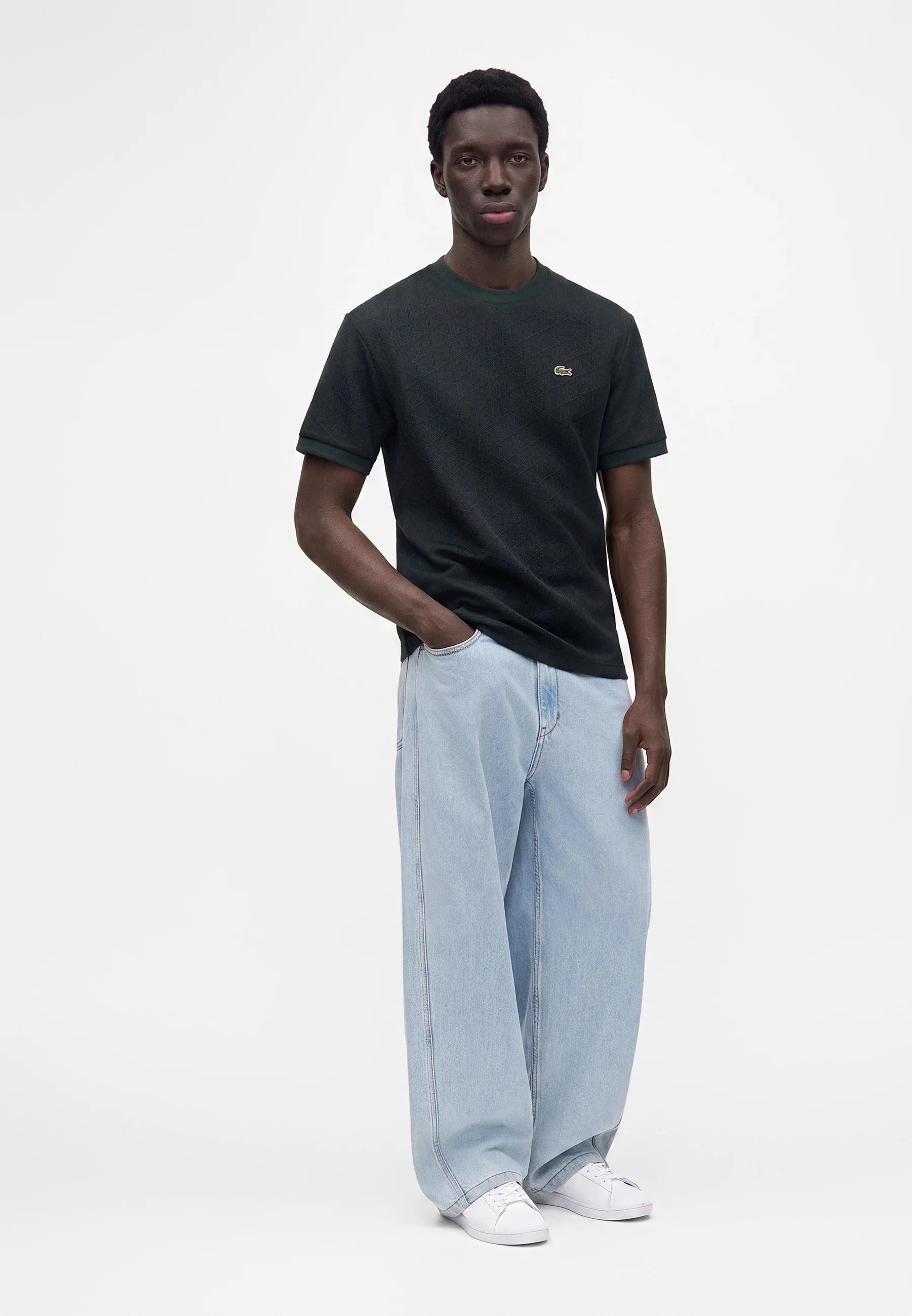 T-shirt slim fit con monogramma jacquard 