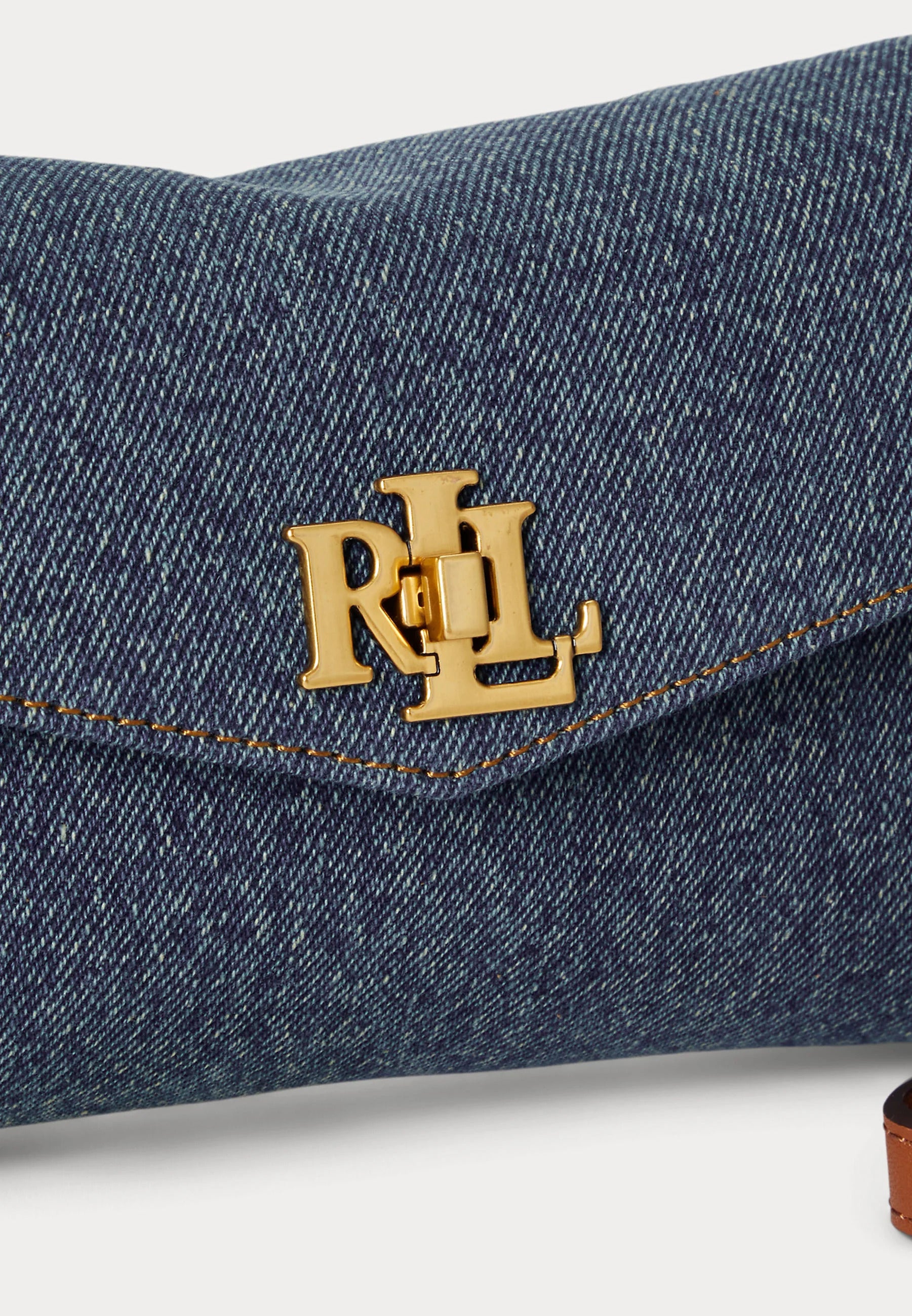 Trn Wrst Crs-Wallet On A Chain-Large