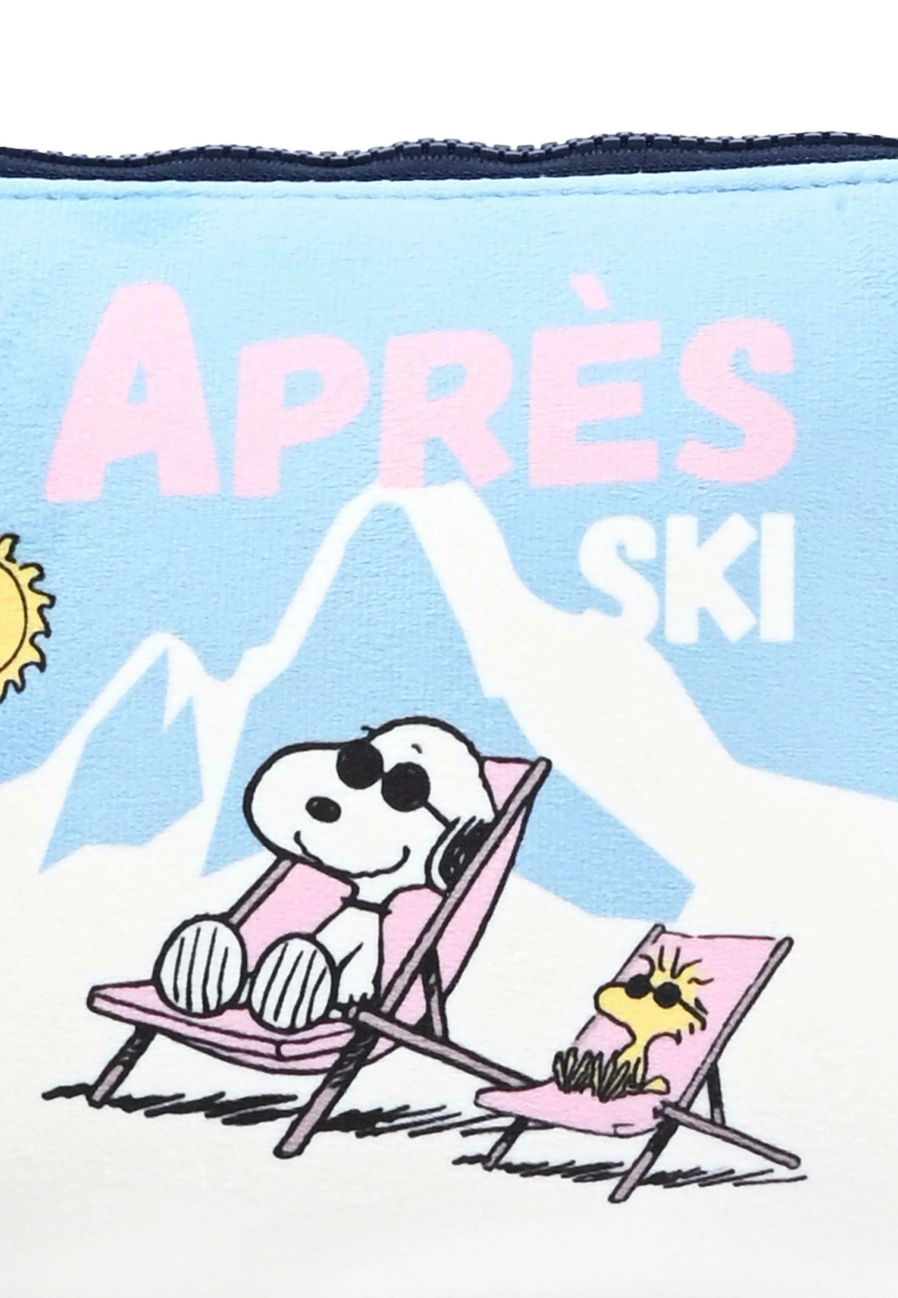 Aline W Snoopy Winter Relax